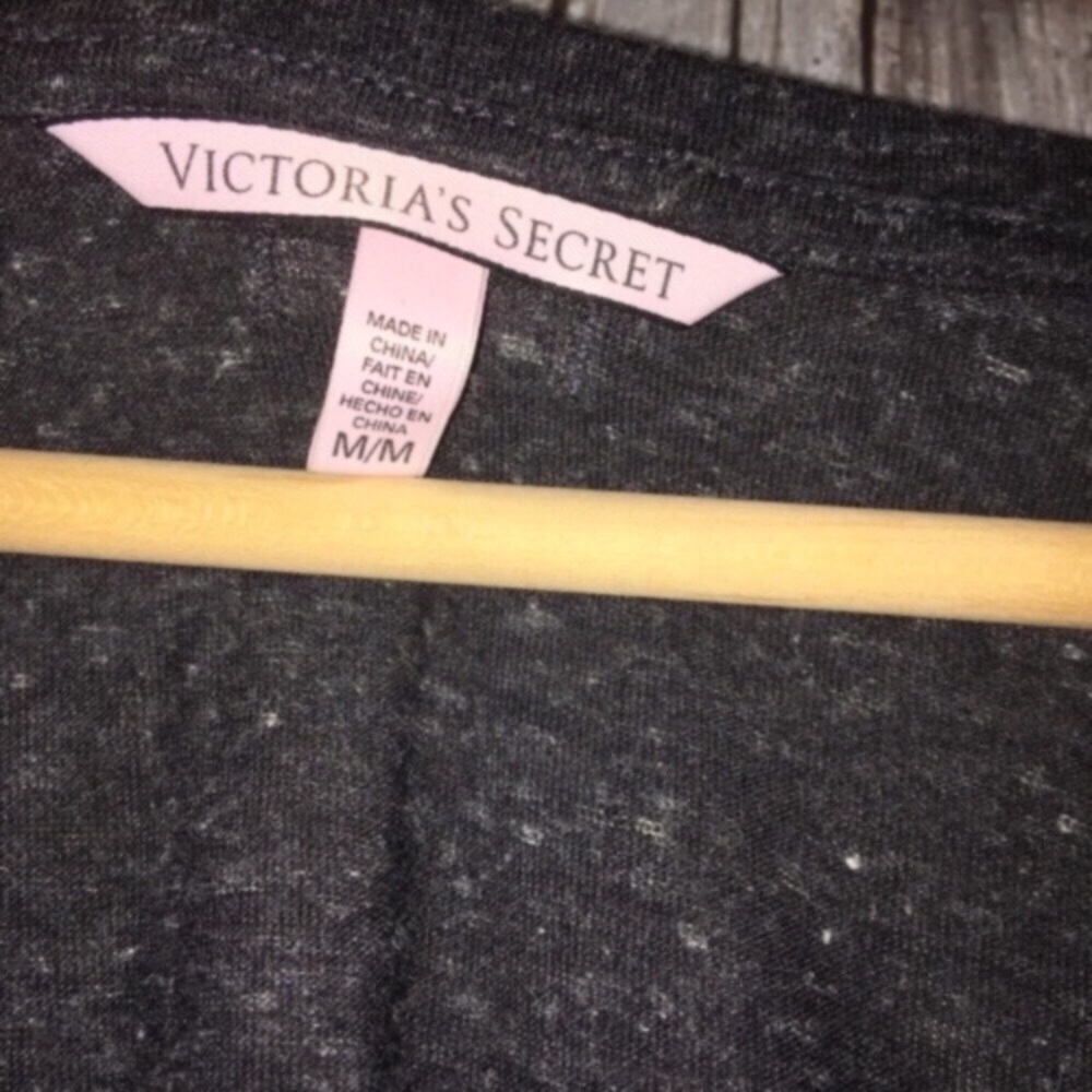 Victoria’s Secret Grey Long Sleeve - Picture 4 of 4